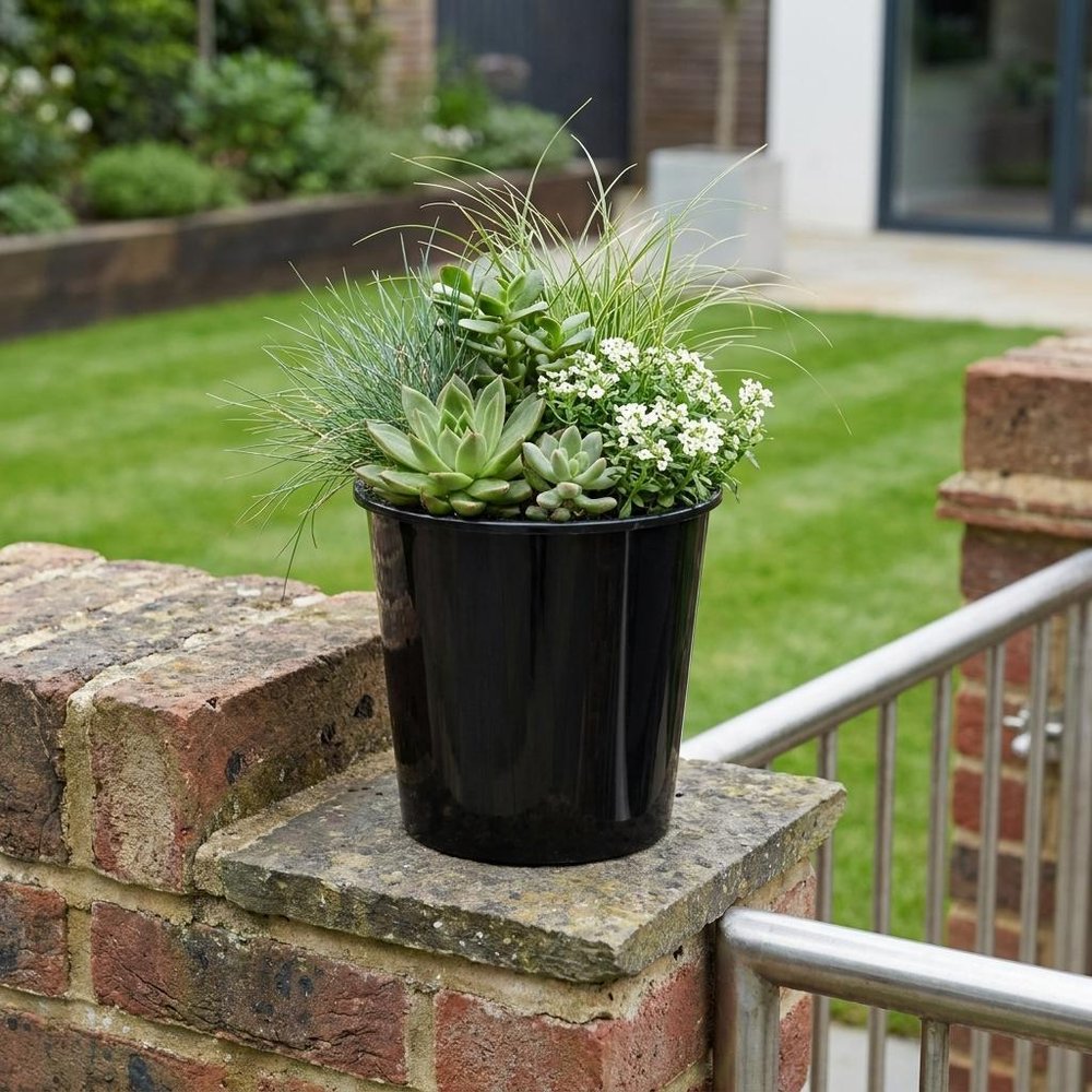 Black Recycled Plastic Indoor Outdoor Round Pot Planter - 5-inch