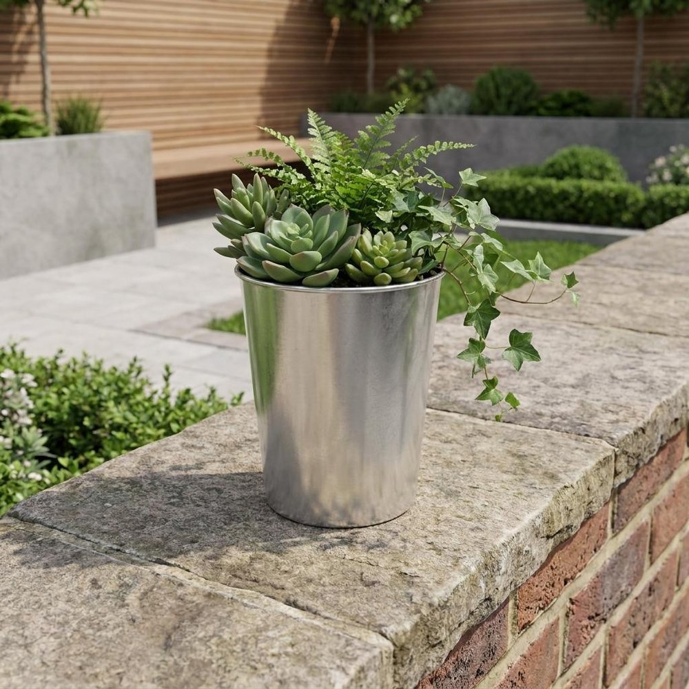 Silver Recycled Plastic Indoor Outdoor Round Pot Planter - 5-inch